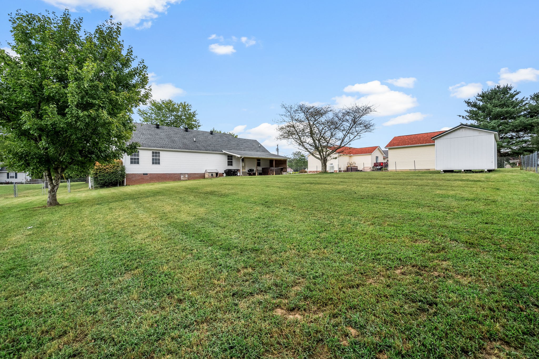 335 Overlook Cir