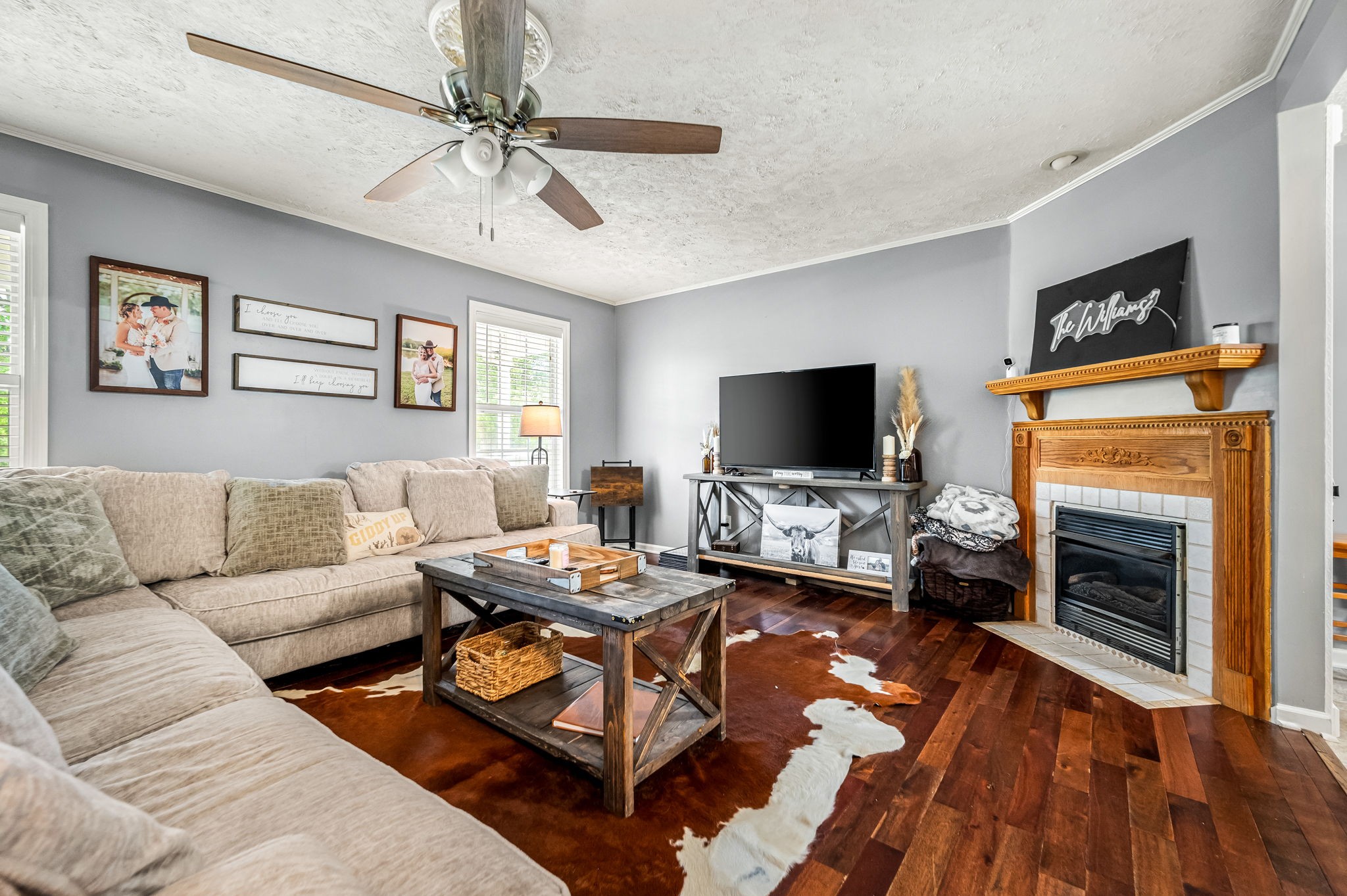 335 Overlook Cir