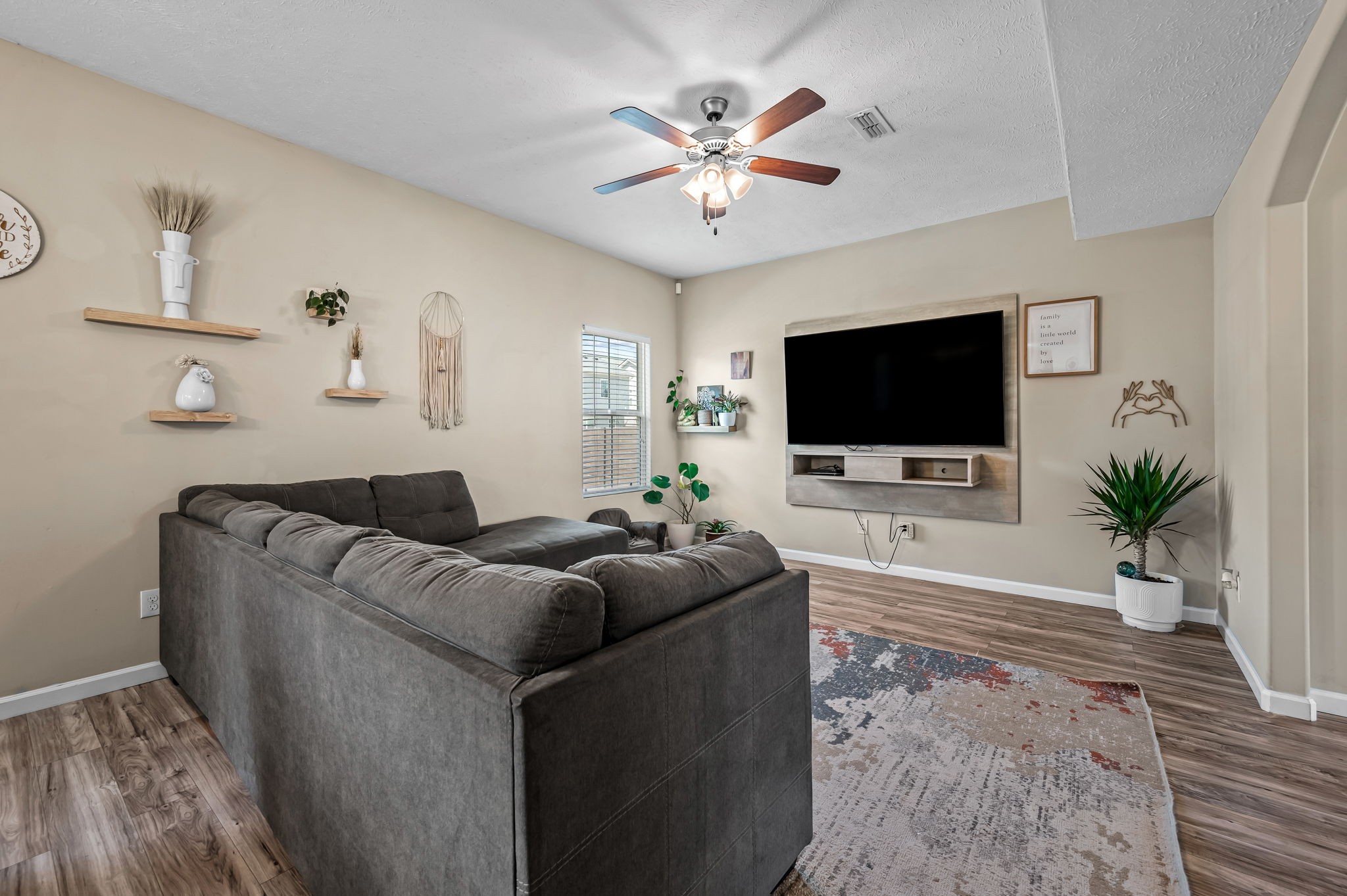 4242 Golden Sun Ct