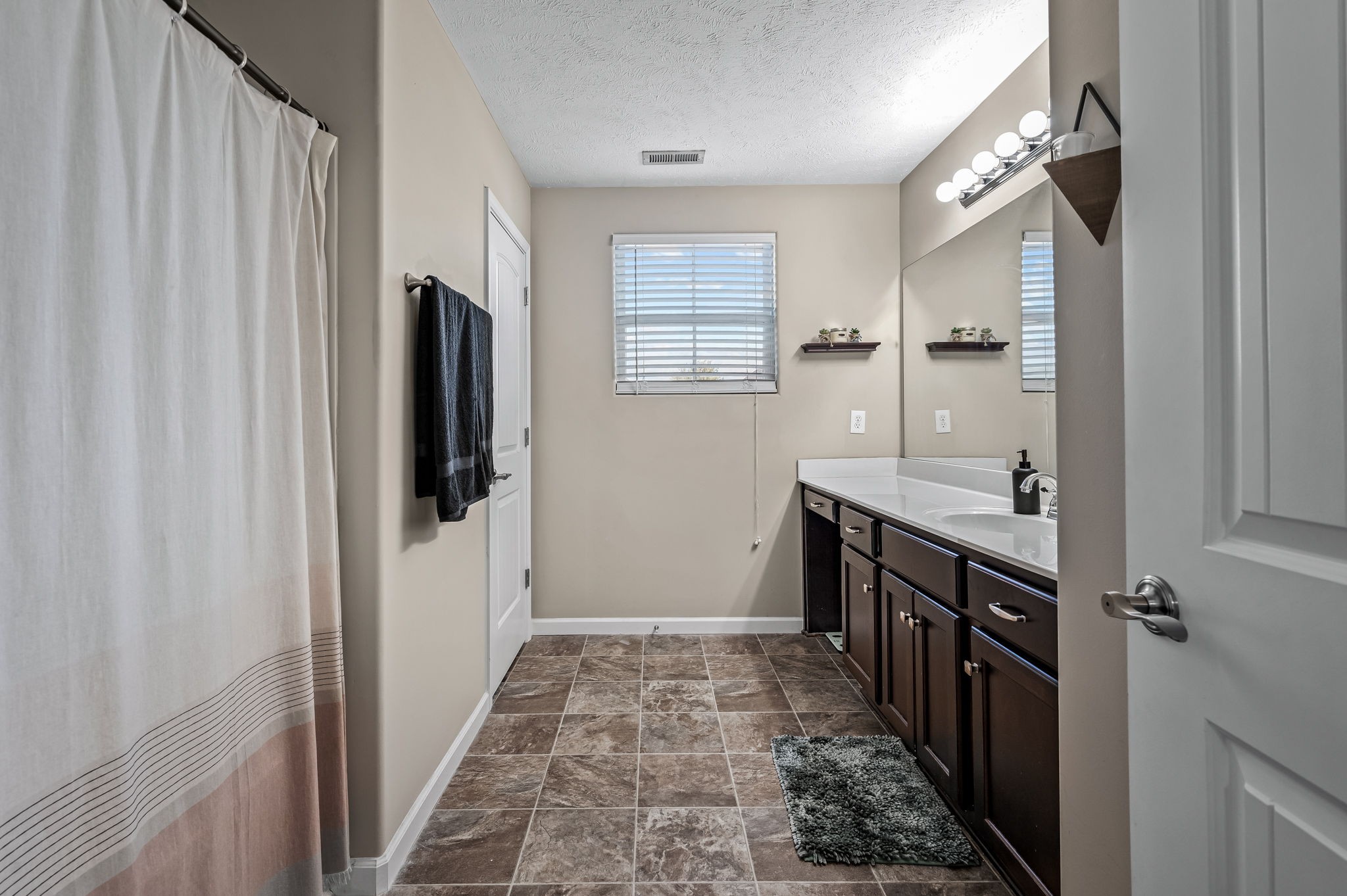 4242 Golden Sun Ct