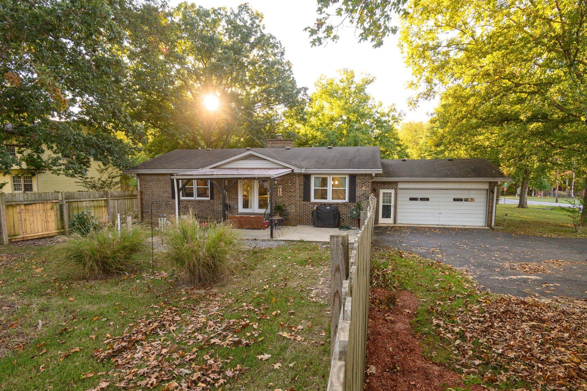 212 Macs Ln