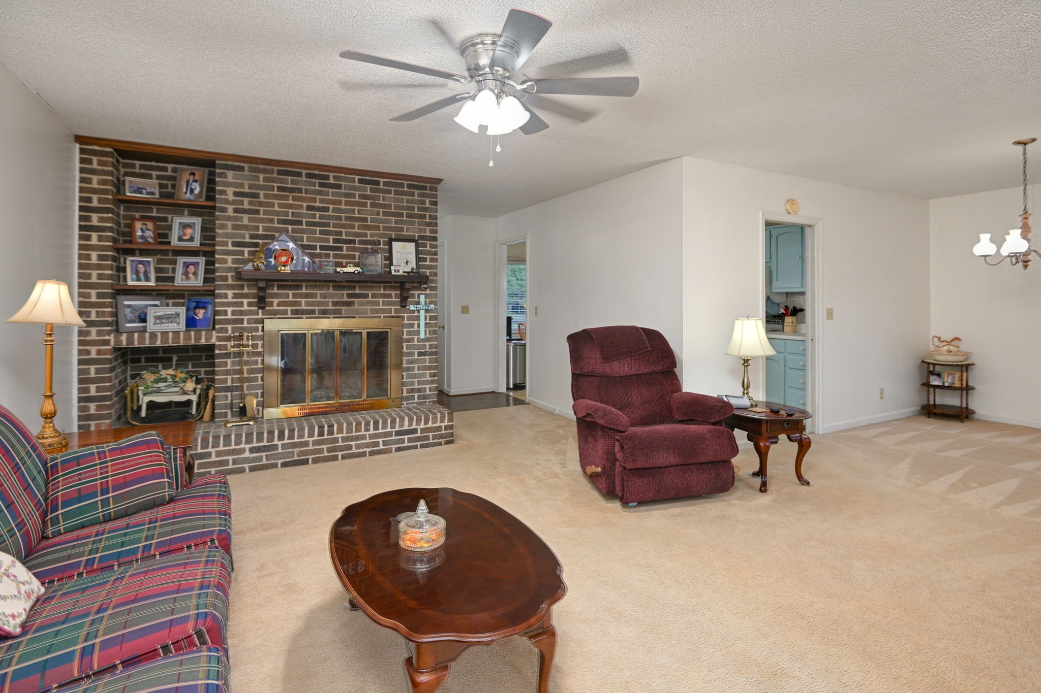 212 Macs Ln
