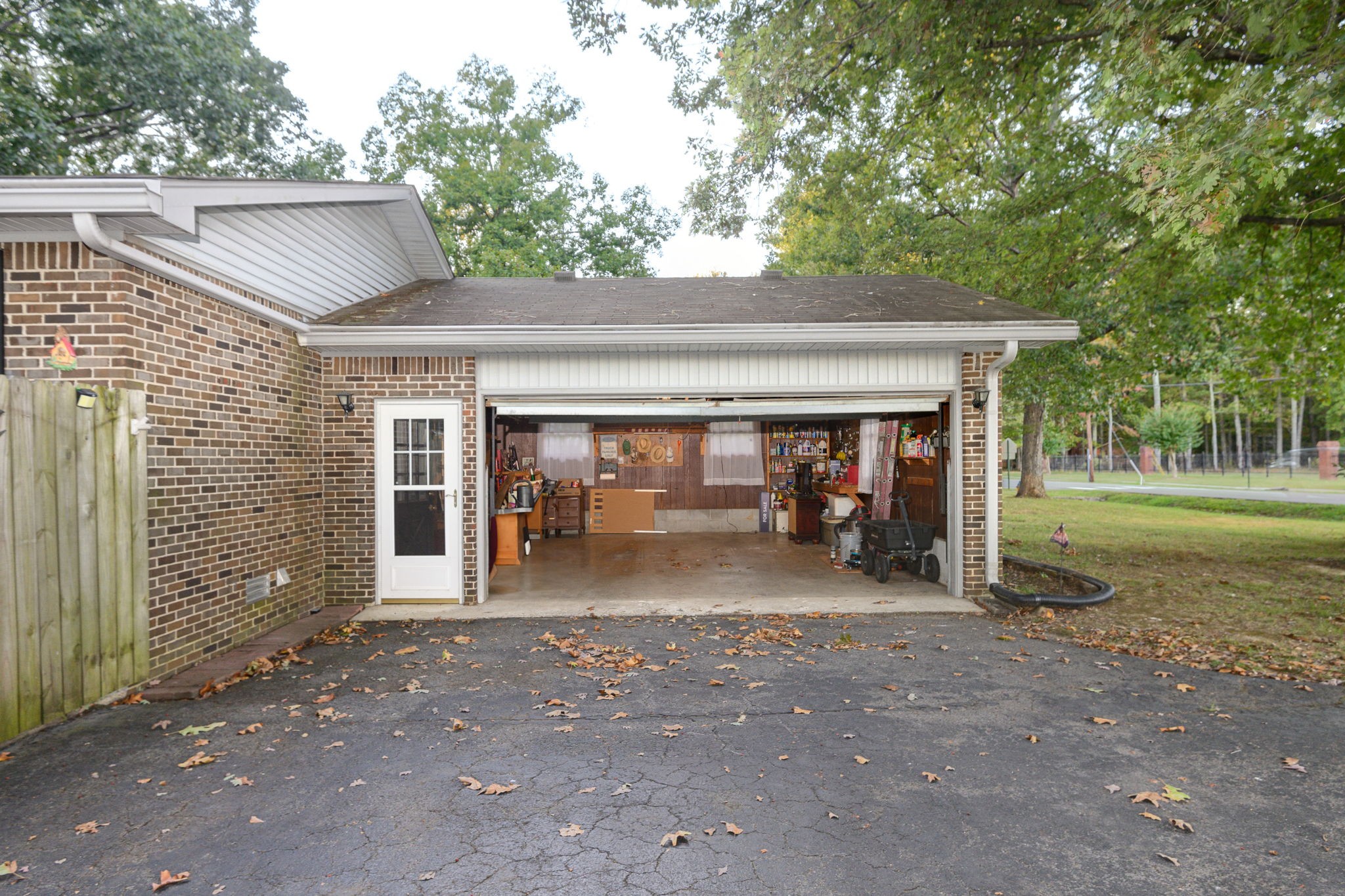 212 Macs Ln