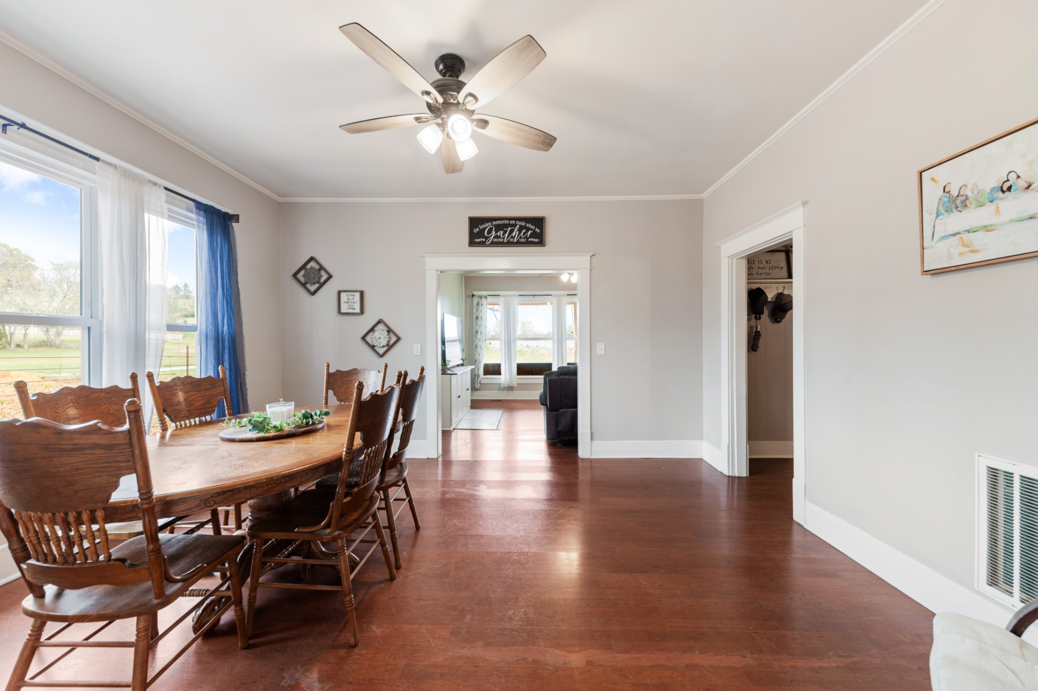 924 Boonshill Rd