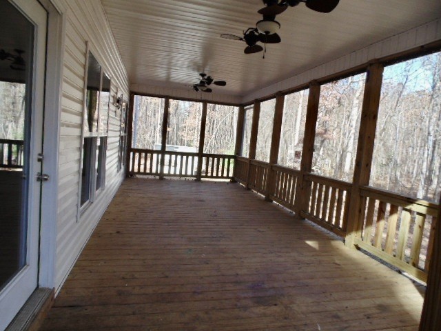 566 Deepwoods Rd