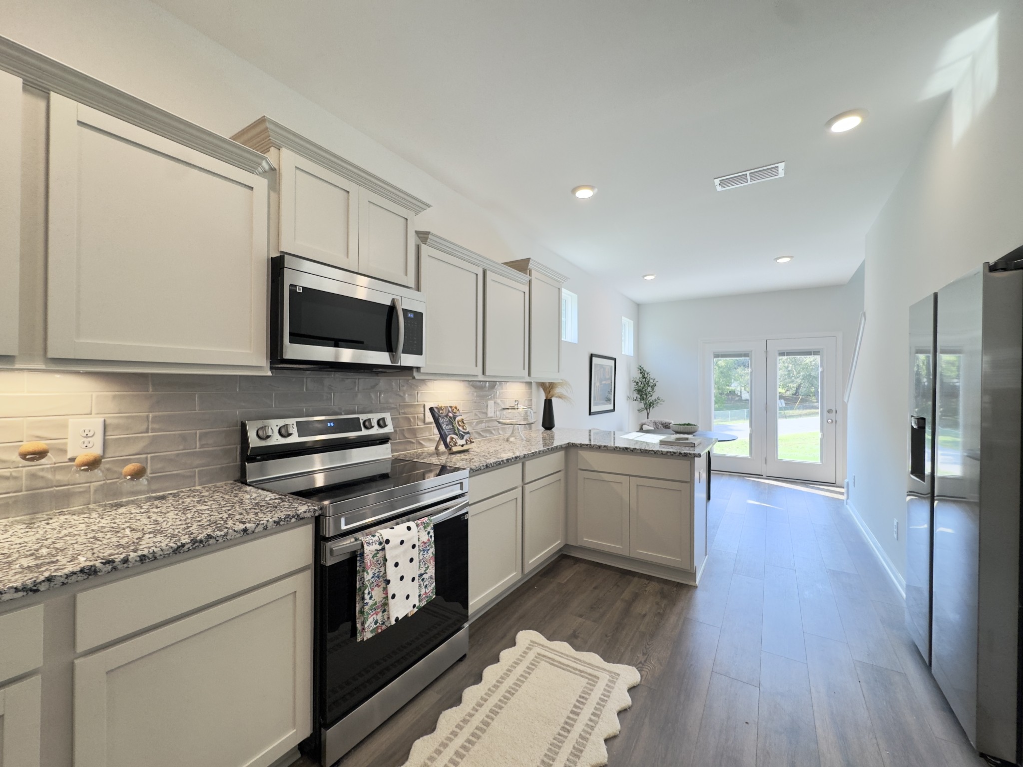 967 Horse Mountain Rd