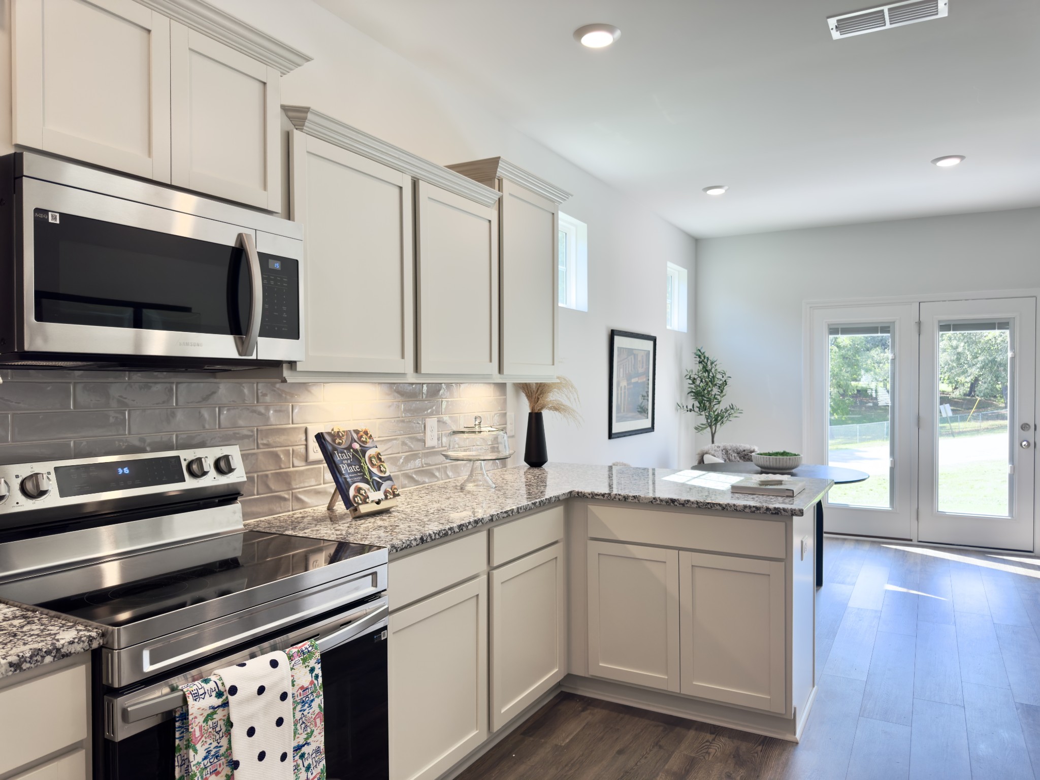 967 Horse Mountain Rd