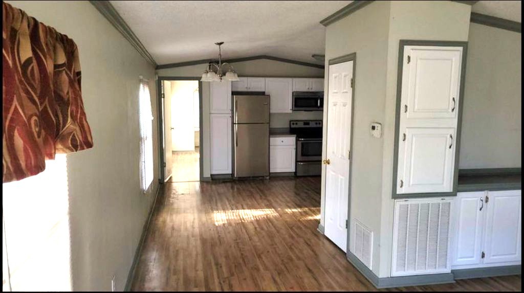 88 Greenway Rd