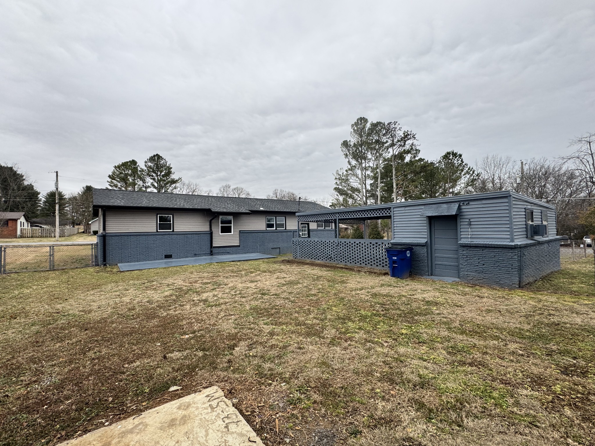 1401 Cypress St