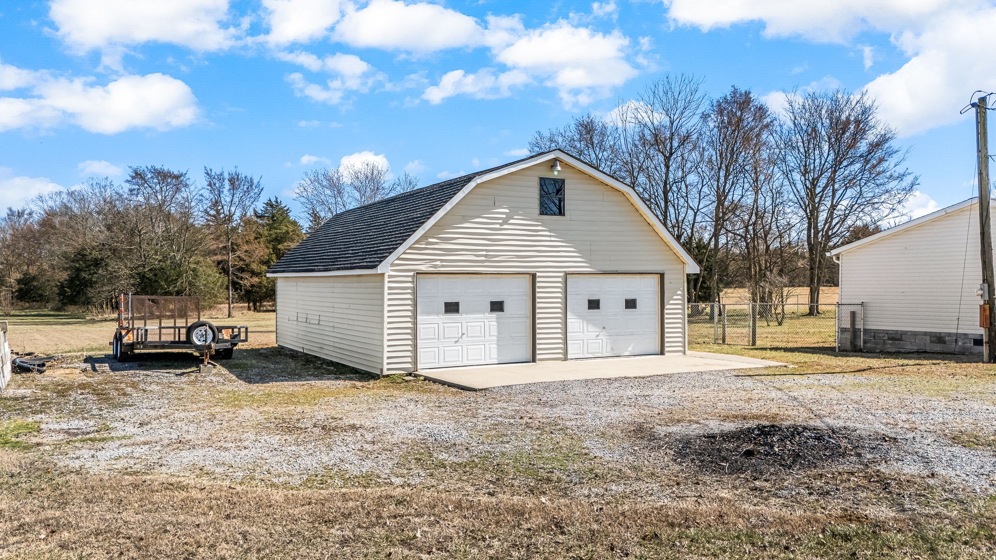 395 Whitaker Rd