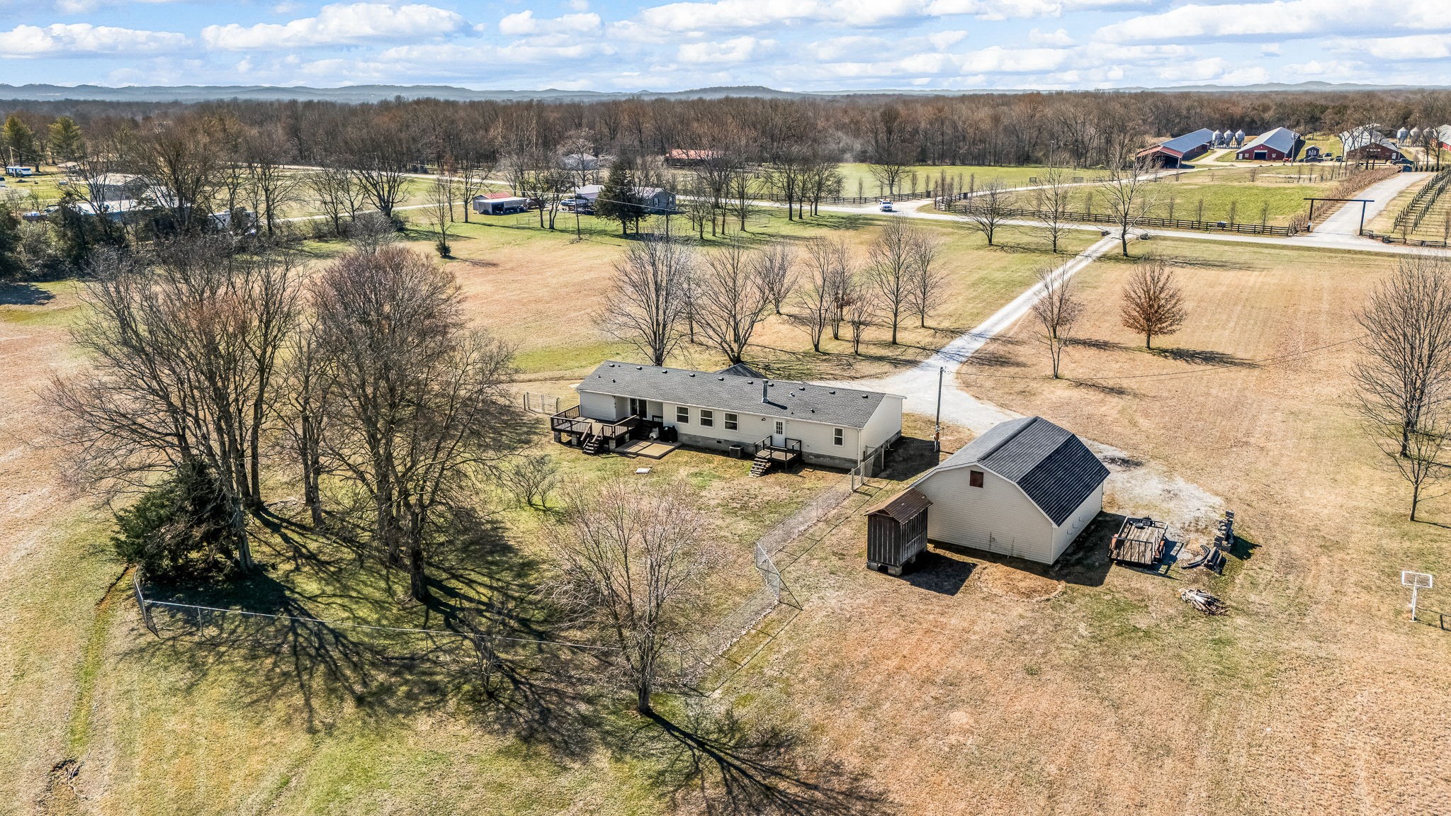 395 Whitaker Rd