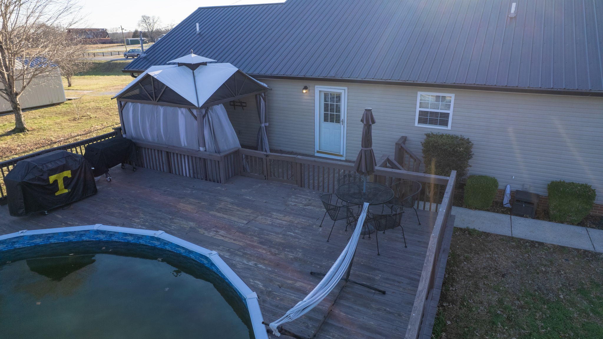2526 Midland Rd