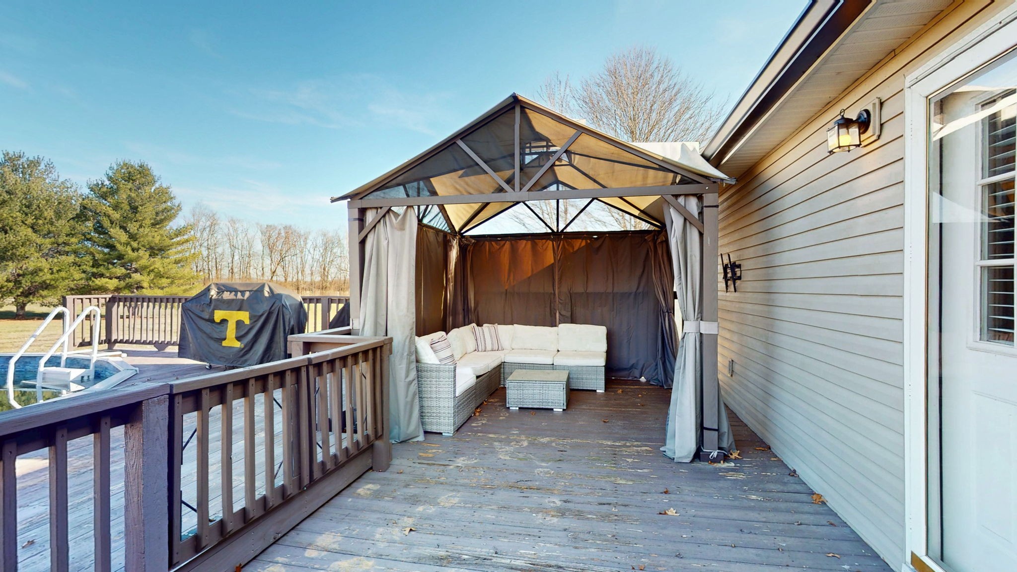 2526 Midland Rd
