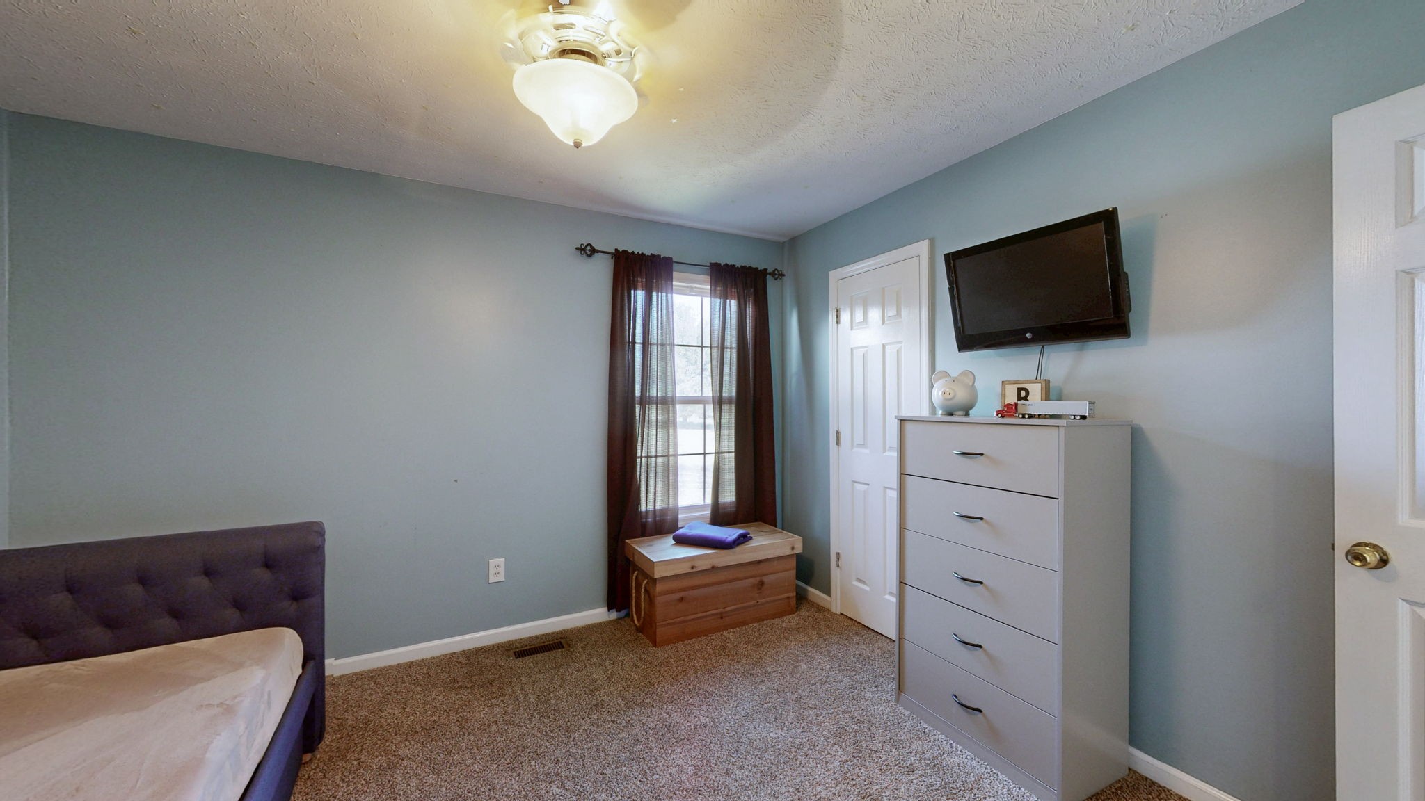 2526 Midland Rd