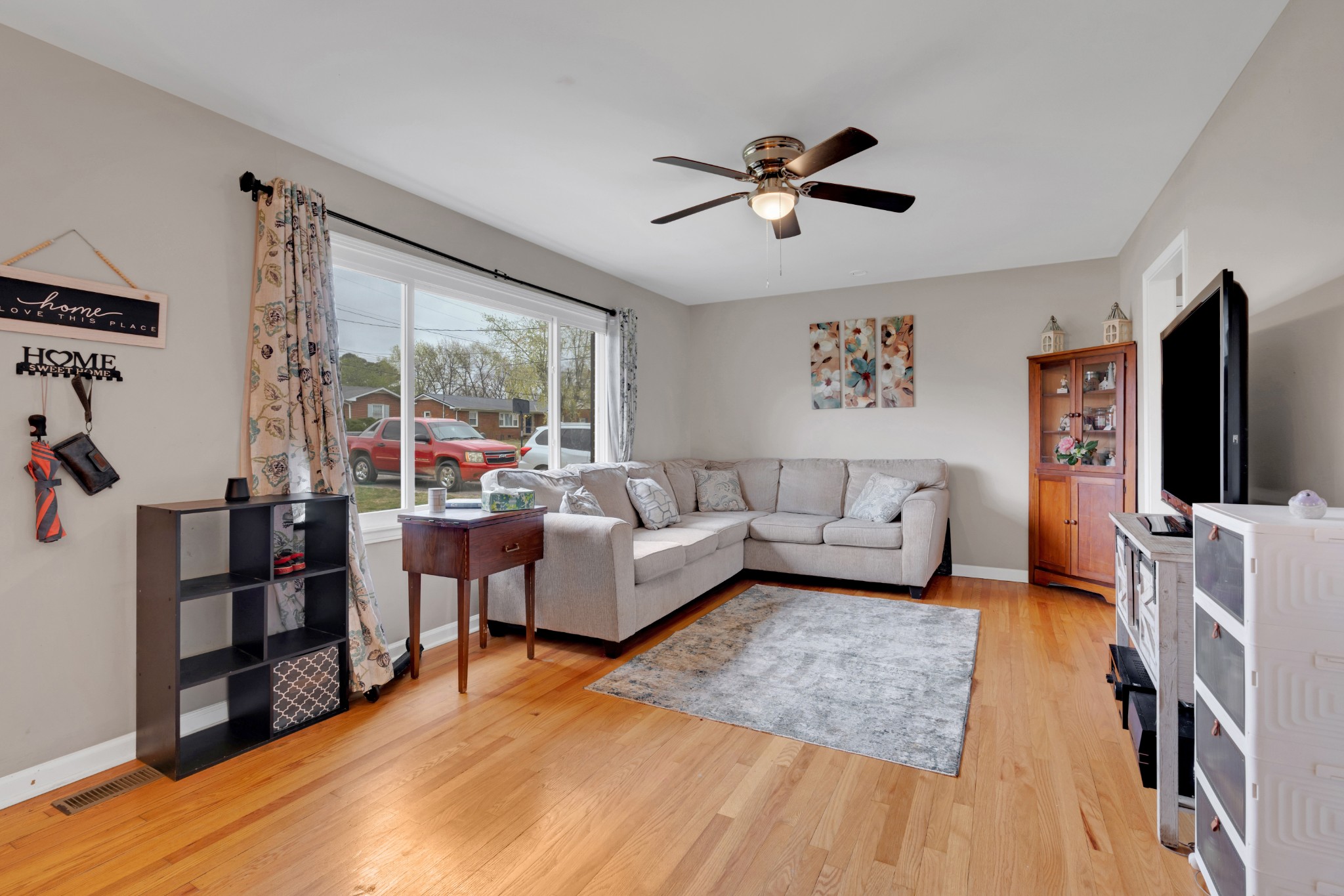 120 Enden Ave