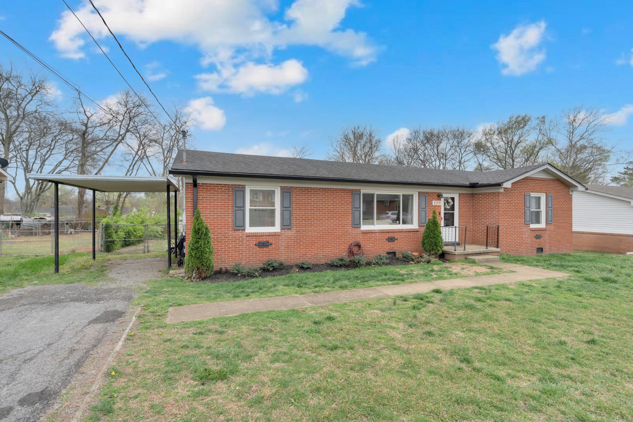 120 Enden Ave