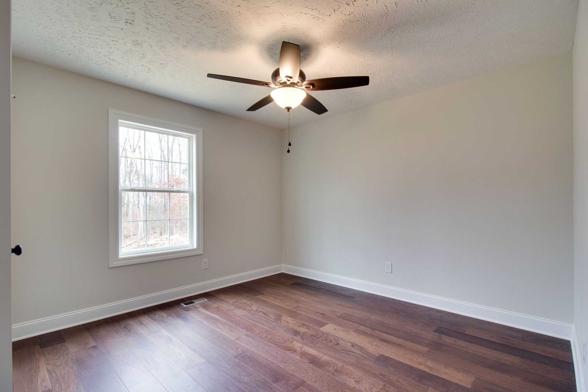 311 Lee Ln