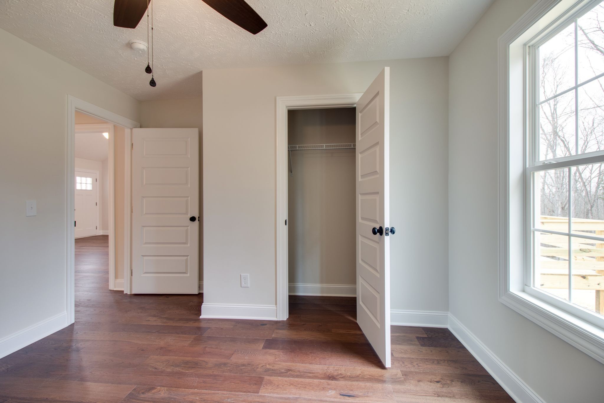 311 Lee Ln