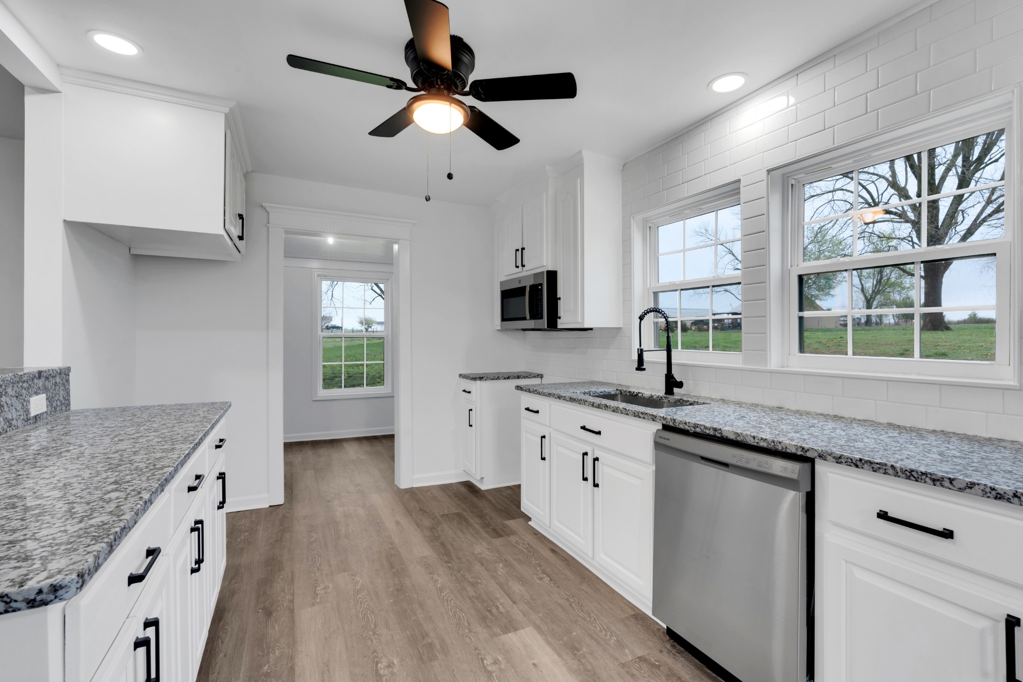 1612 Ardmore Hwy