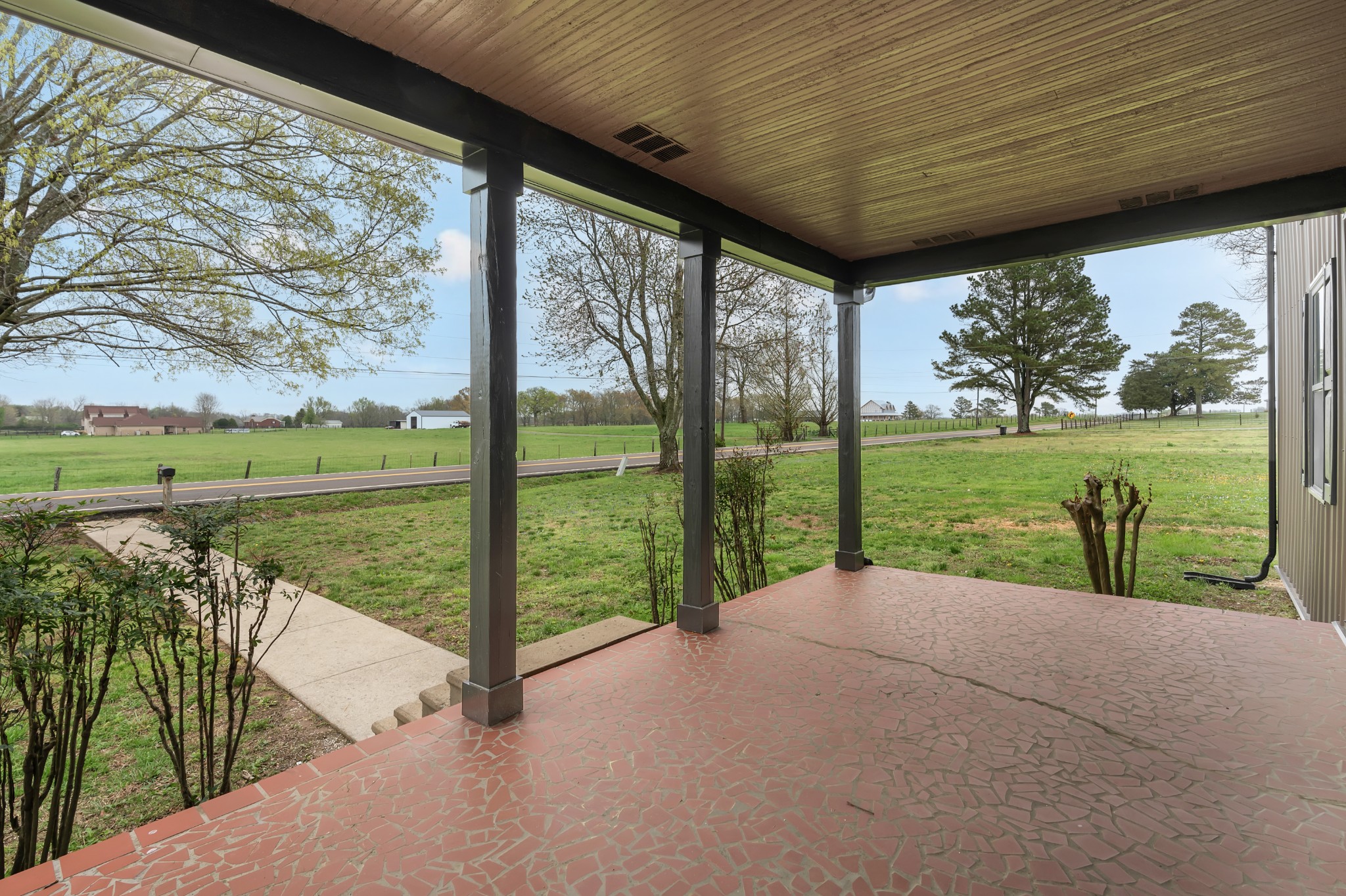 1612 Ardmore Hwy