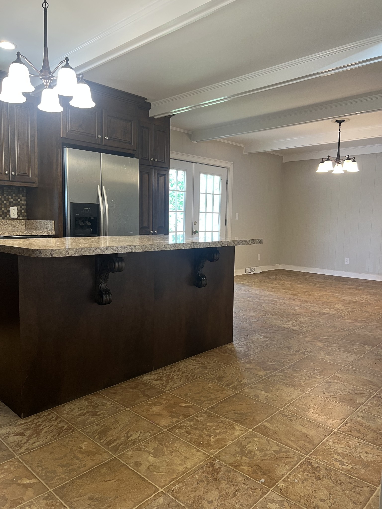 203 Sun Cir