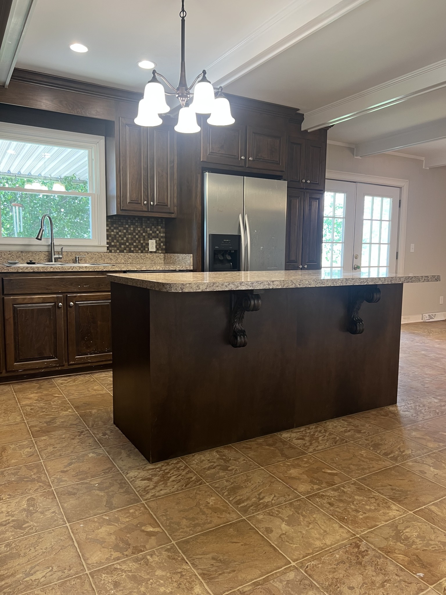 203 Sun Cir