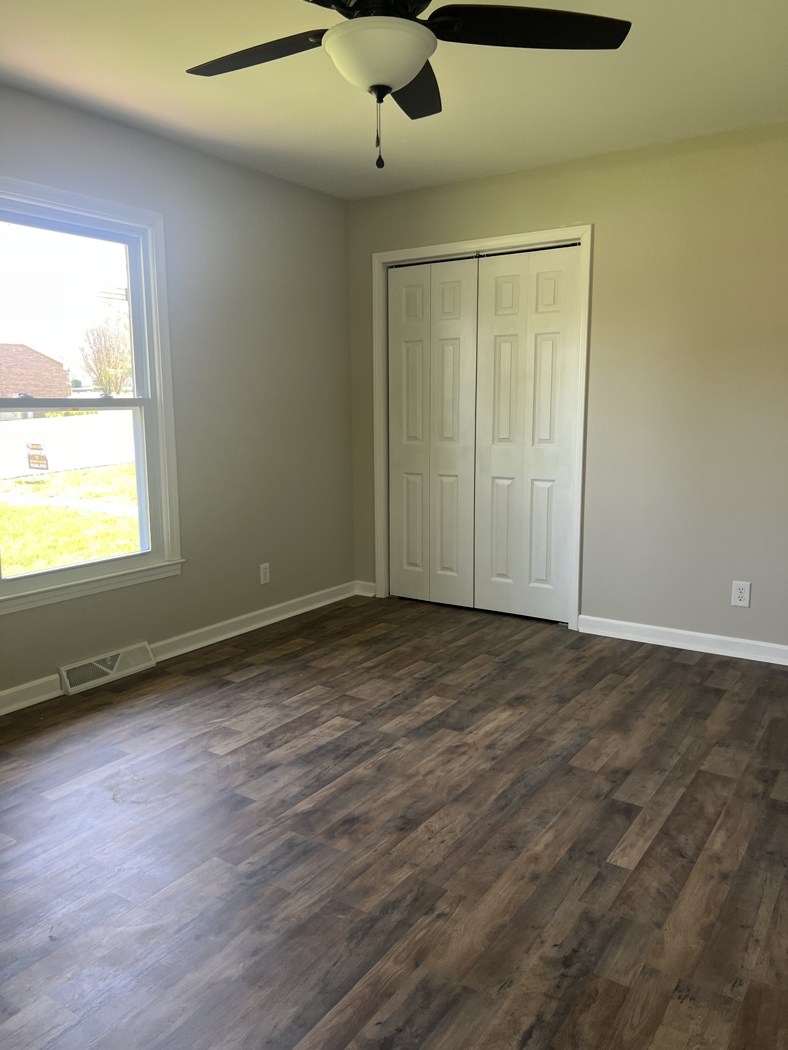 203 Sun Cir