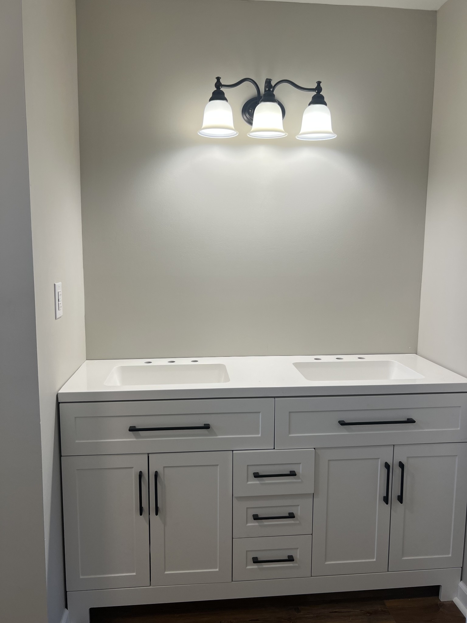 203 Sun Cir