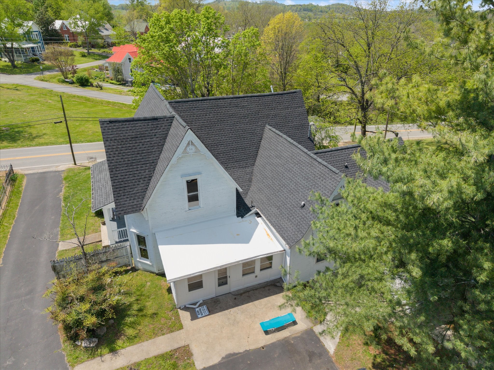 201 Knob Creek Rd