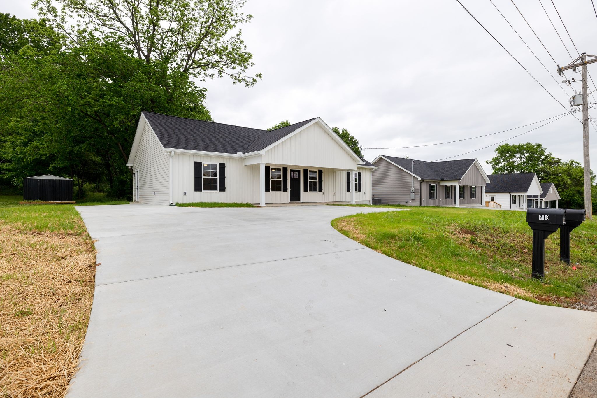 219 Coney Island Rd, S