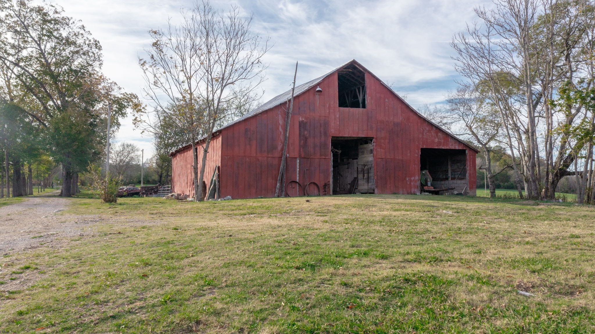 2098 Charity Rd, N