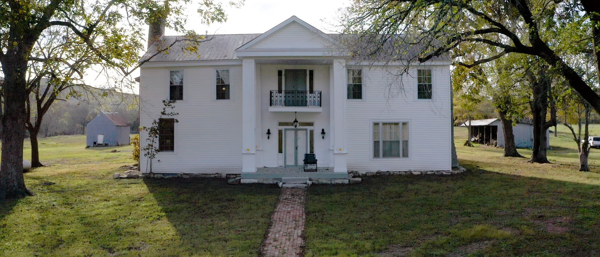2098 Charity Rd, N