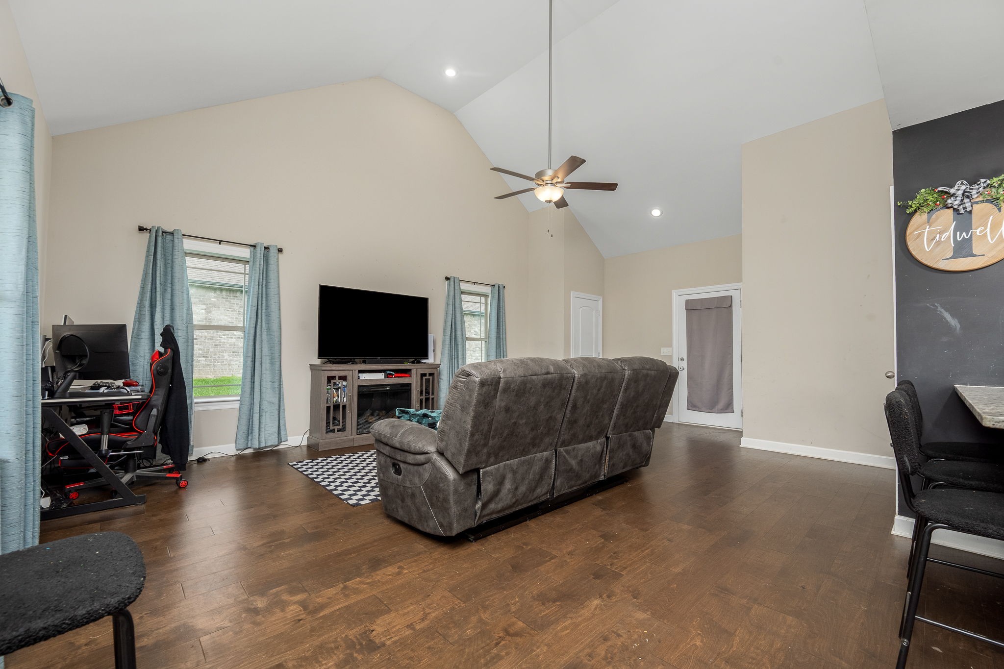 238 Spring Breeze Dr