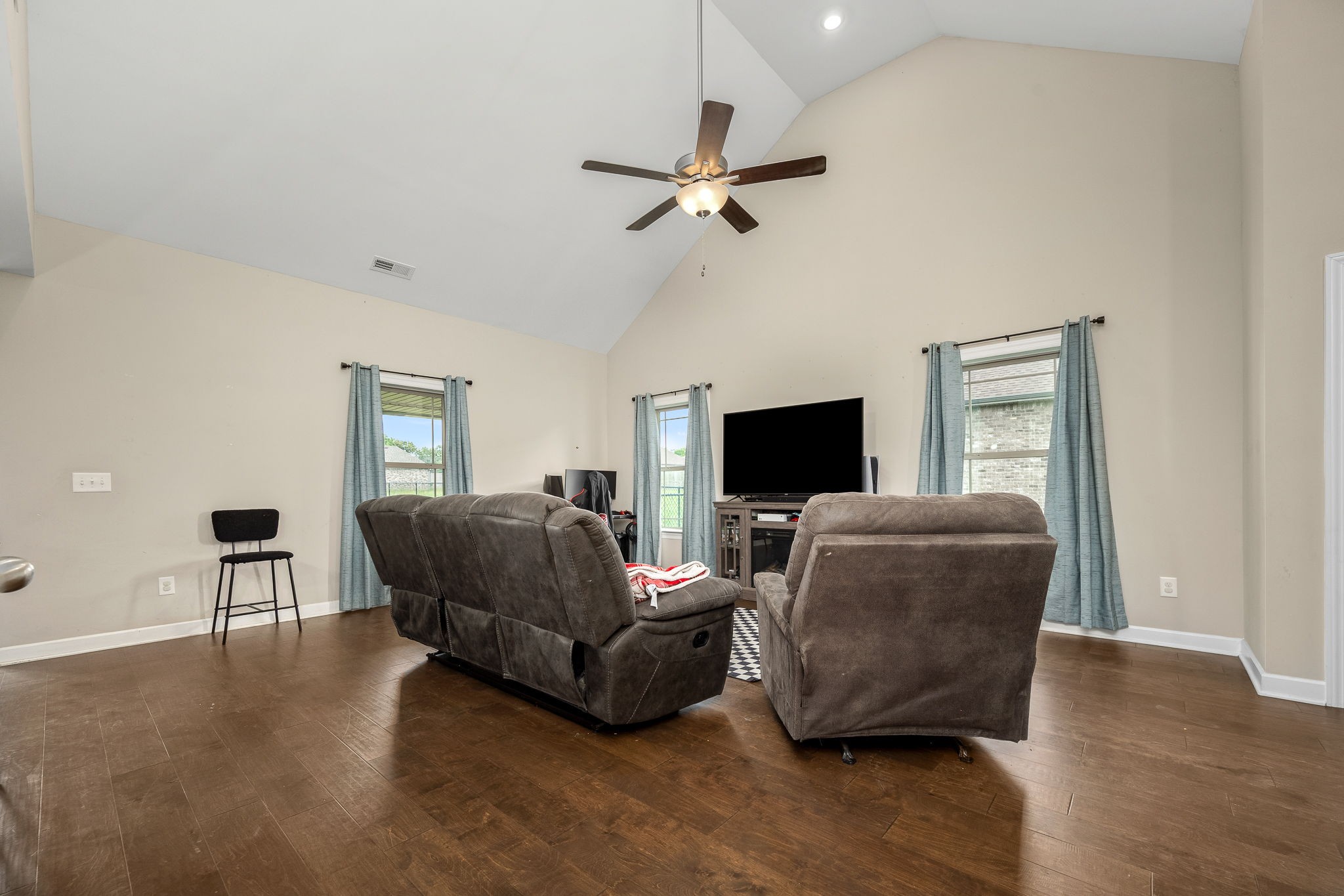 238 Spring Breeze Dr