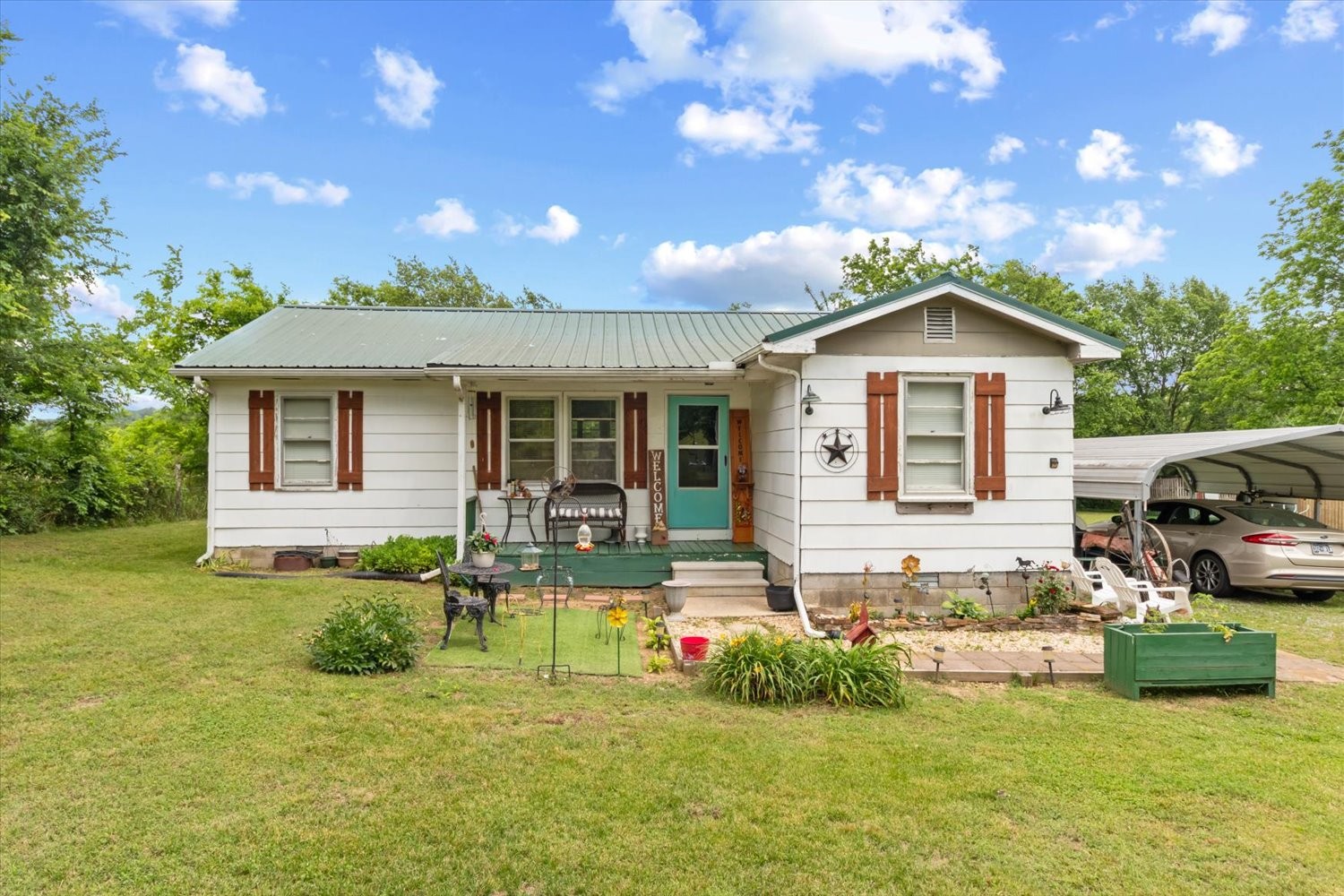 410 Sinking Creek Rd