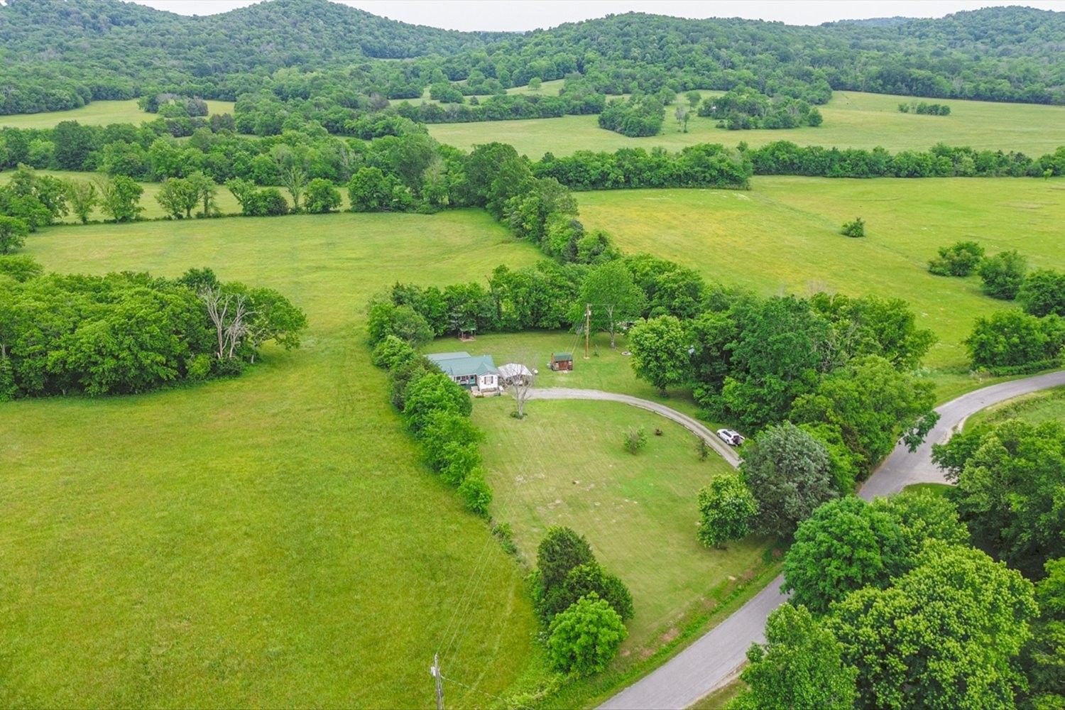 410 Sinking Creek Rd
