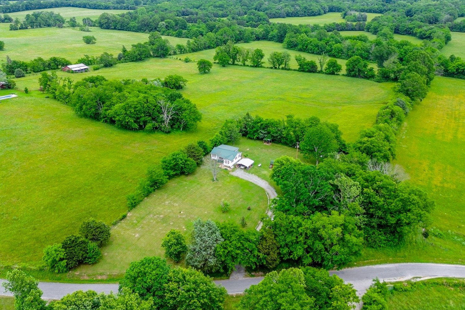 410 Sinking Creek Rd