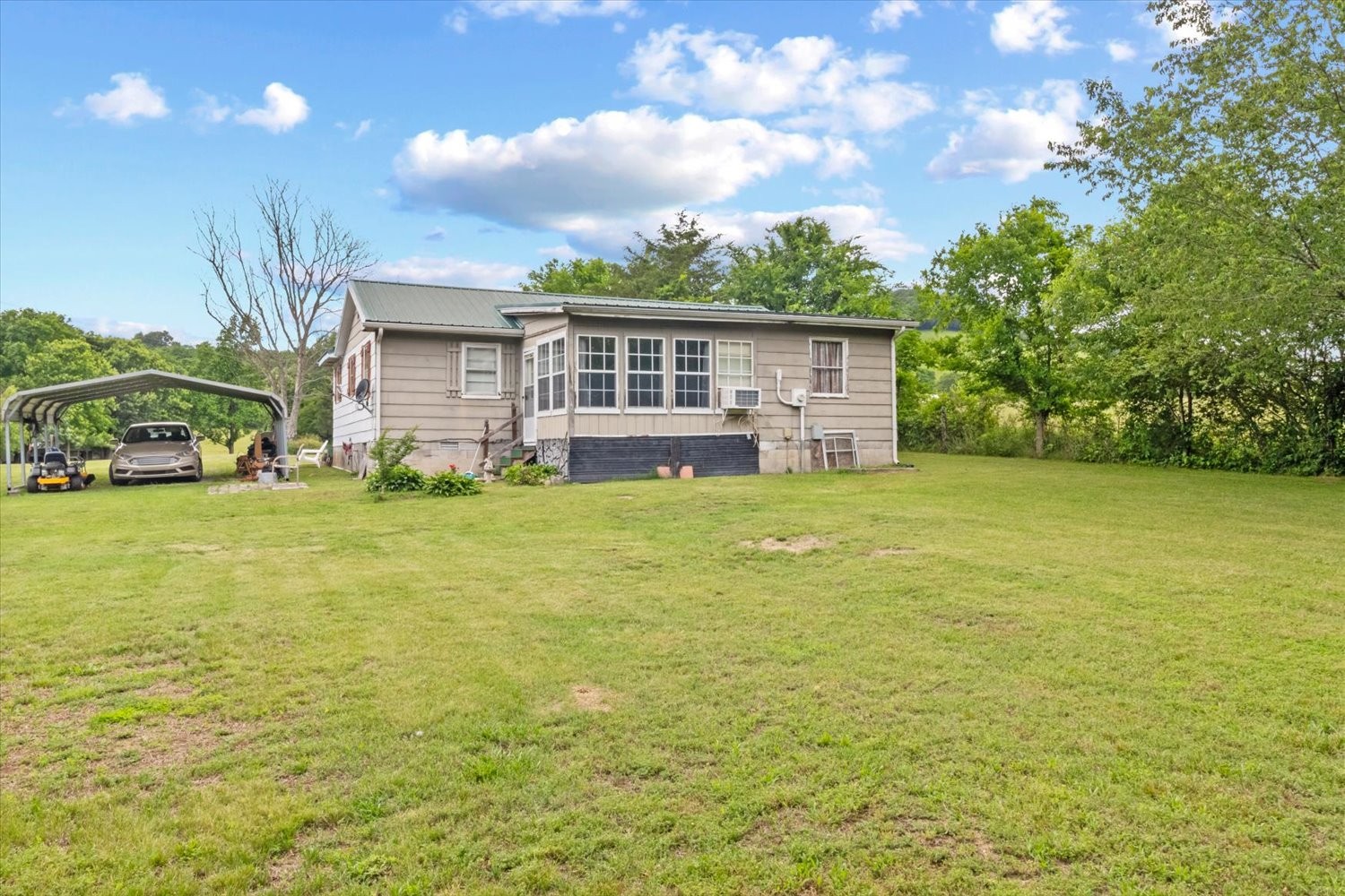 410 Sinking Creek Rd