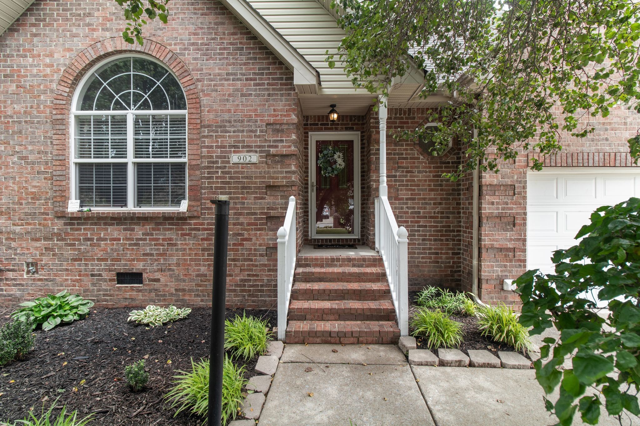 902 Stewart Valley Dr