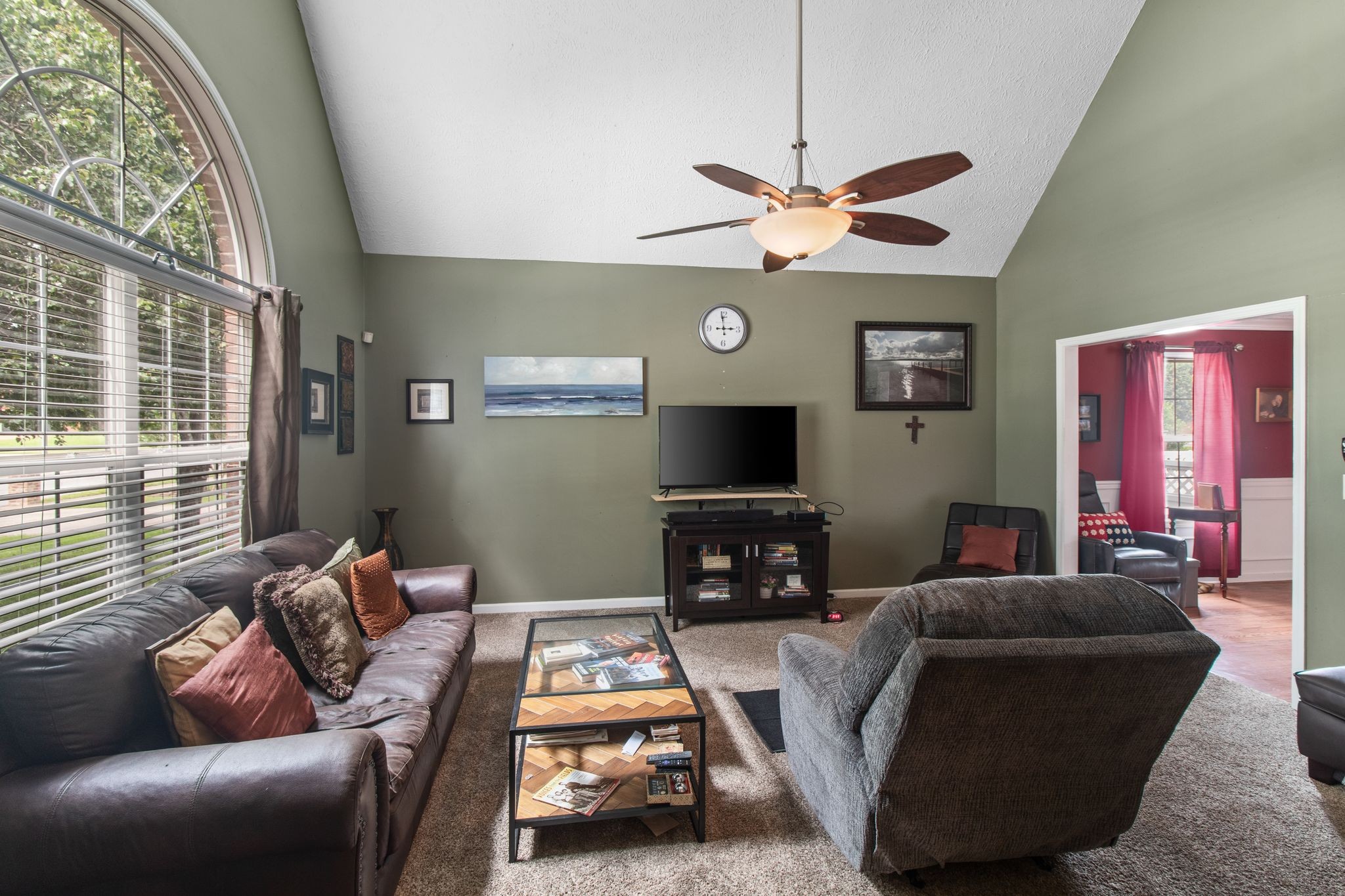 902 Stewart Valley Dr