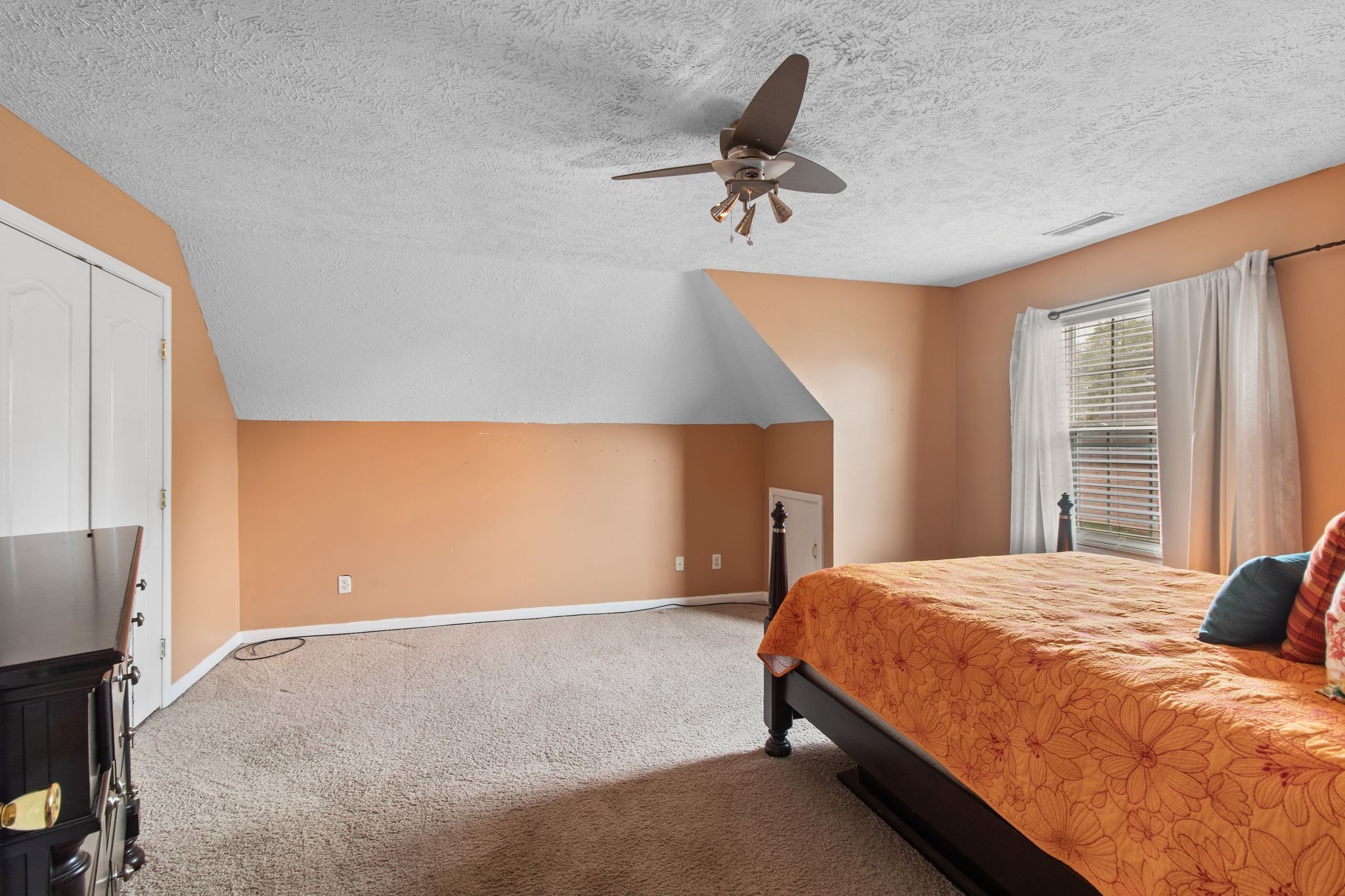 902 Stewart Valley Dr