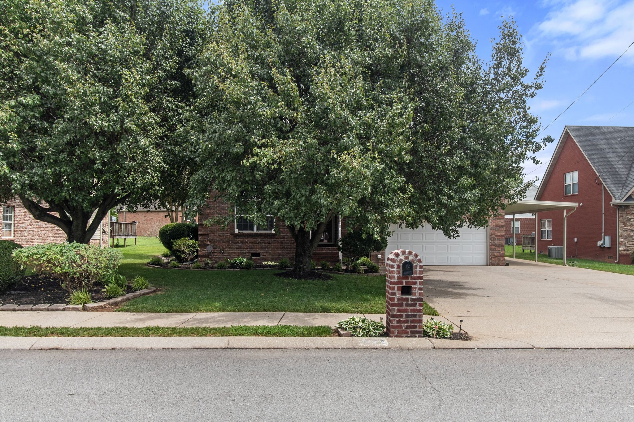 902 Stewart Valley Dr