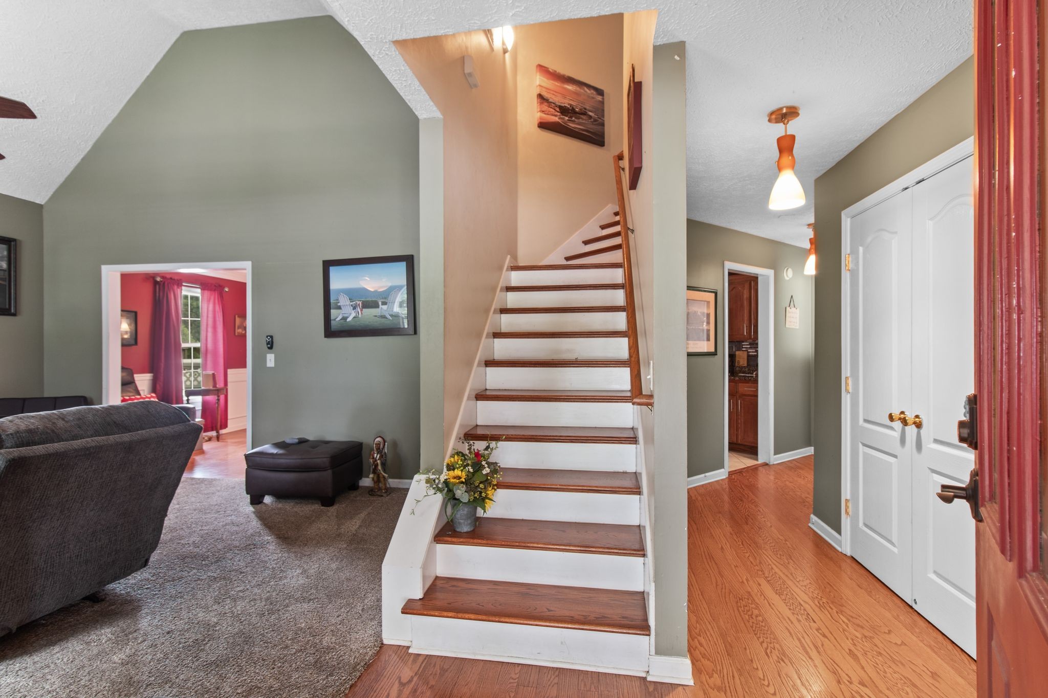 902 Stewart Valley Dr