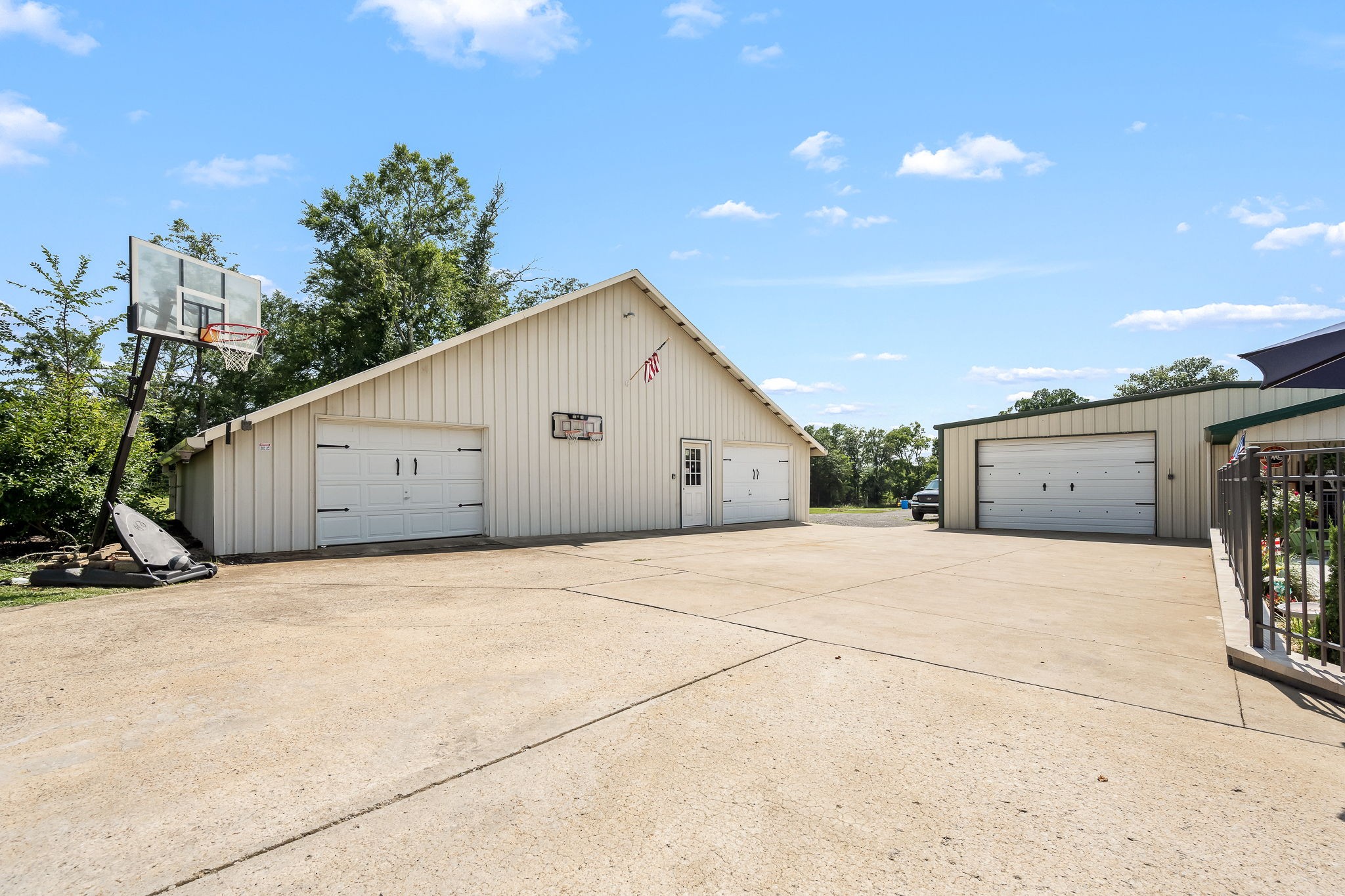3791 Highway 41A, N