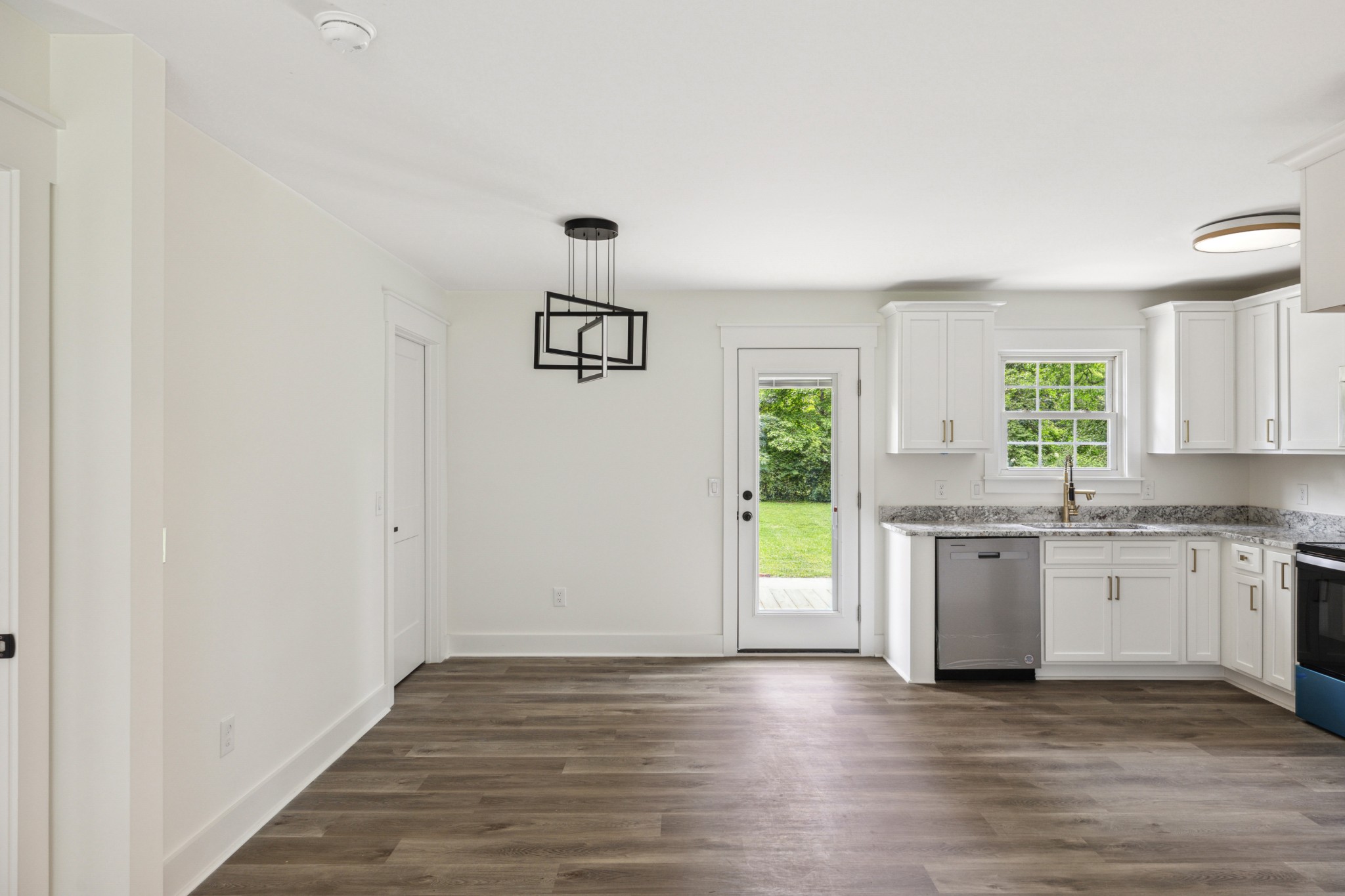 808 Maplehill Dr
