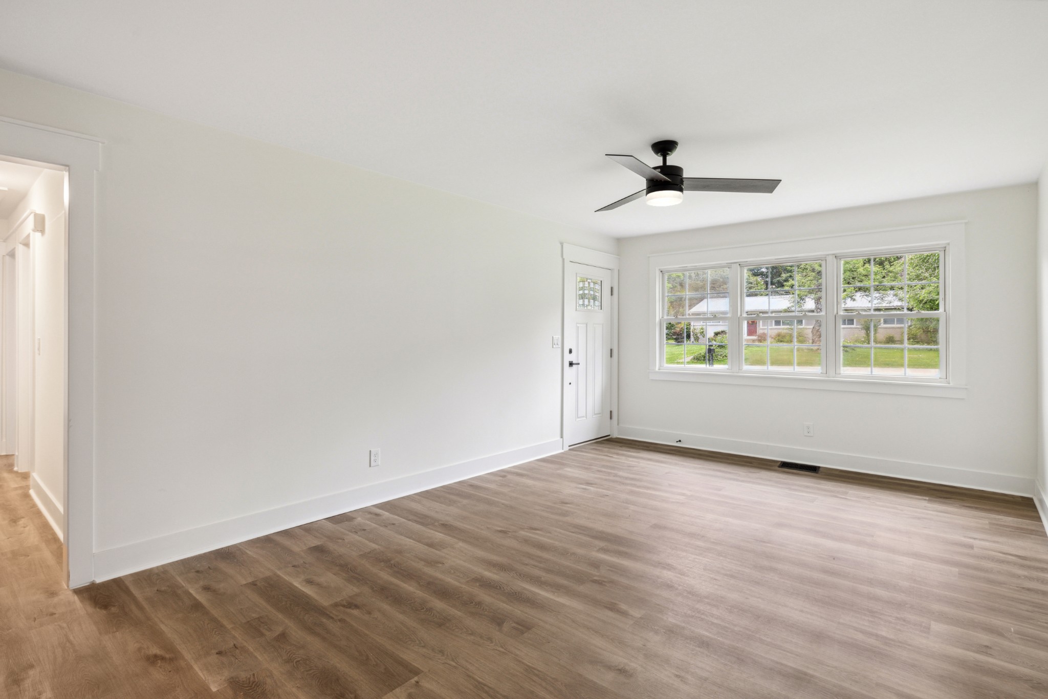 808 Maplehill Dr