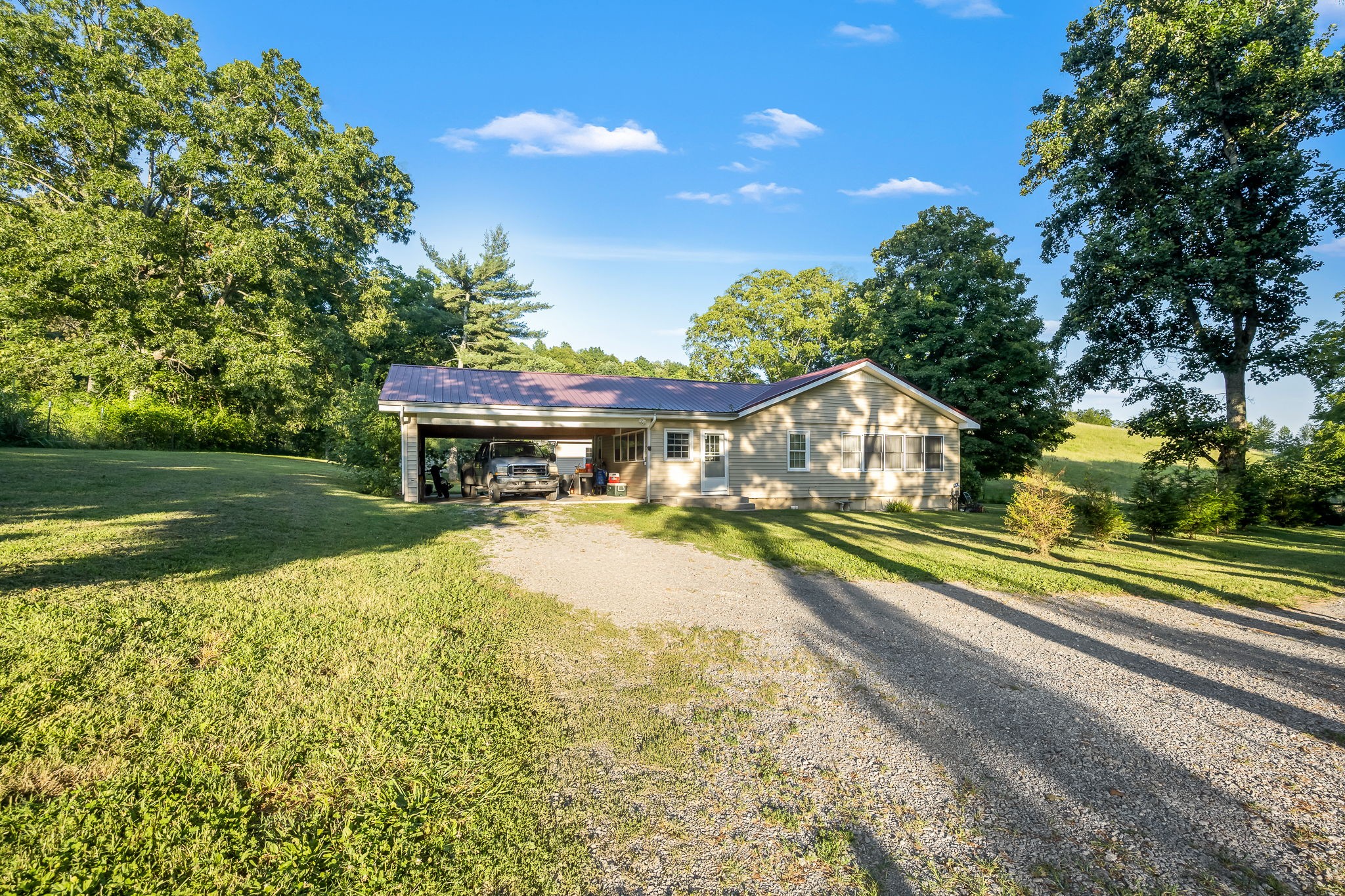 704 Williamson Hollow Rd