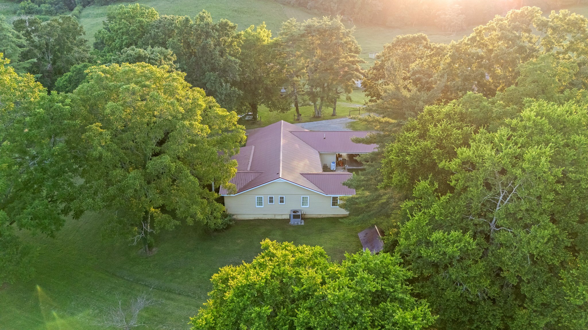 704 Williamson Hollow Rd