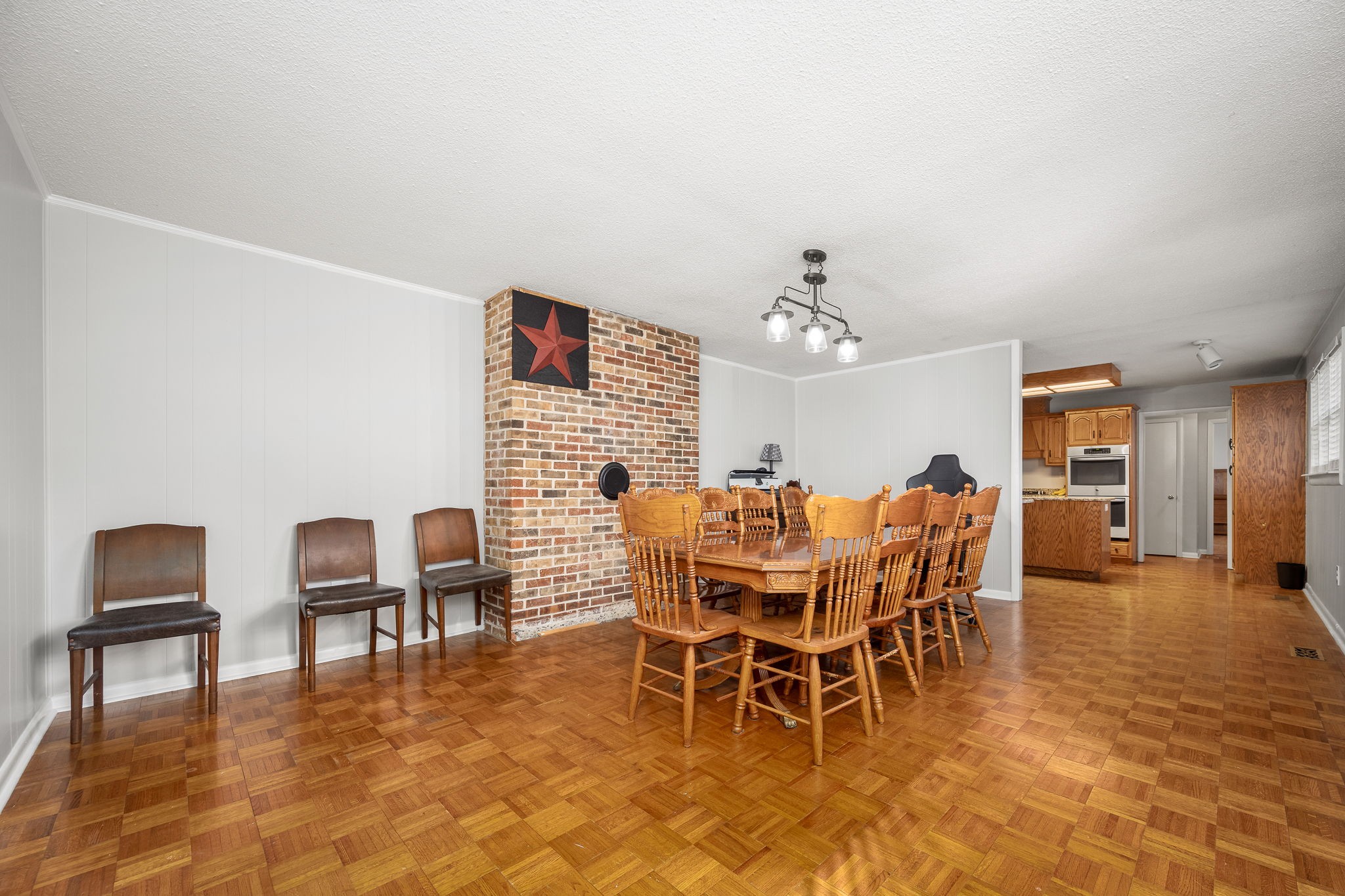 704 Williamson Hollow Rd