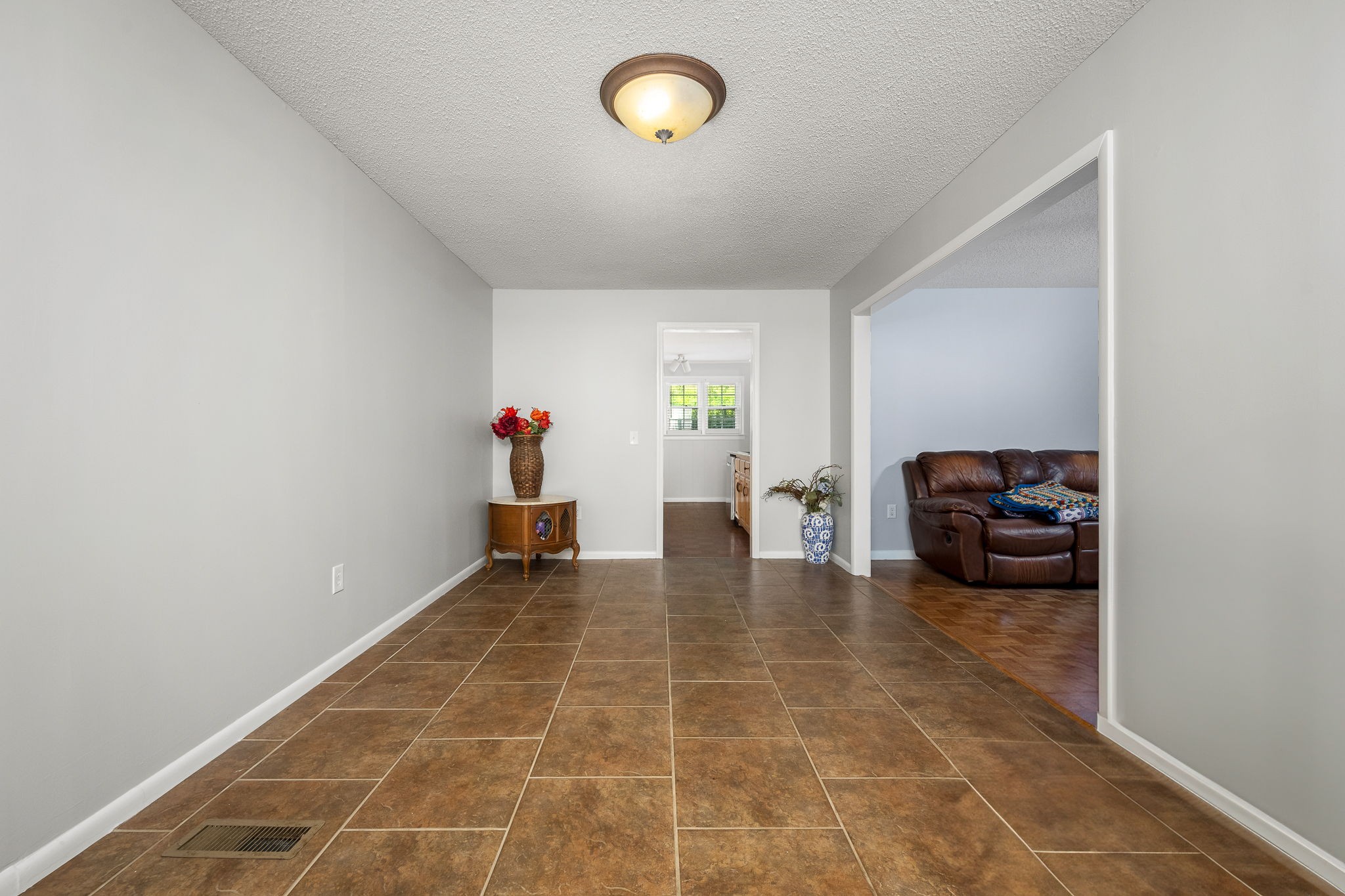 704 Williamson Hollow Rd